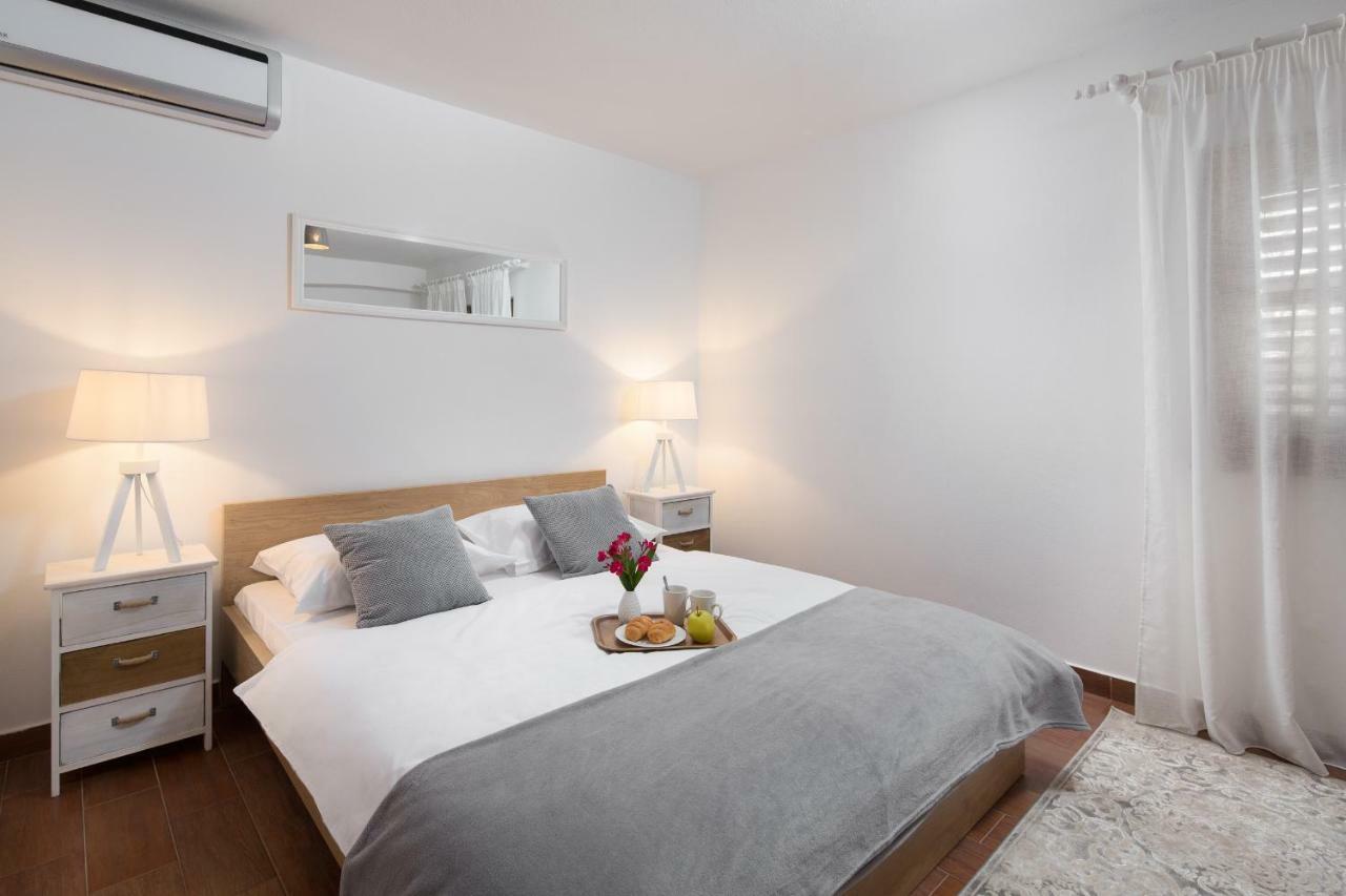 פורץ Apartments Bonaparte מראה חיצוני תמונה